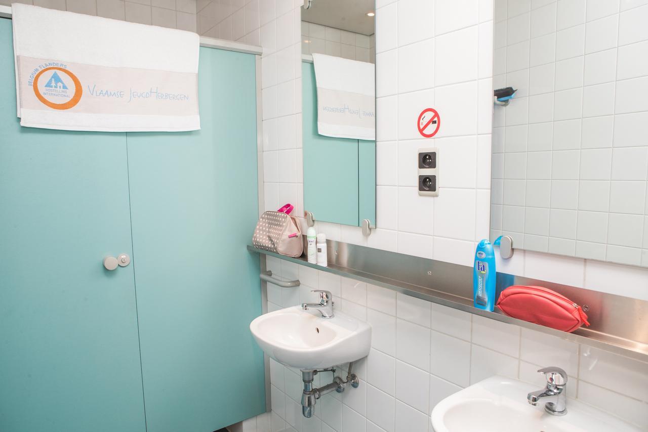 Hostel De Zandpoort Mechelen Rom bilde